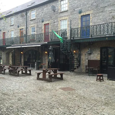 The * Ballina (Mayo)